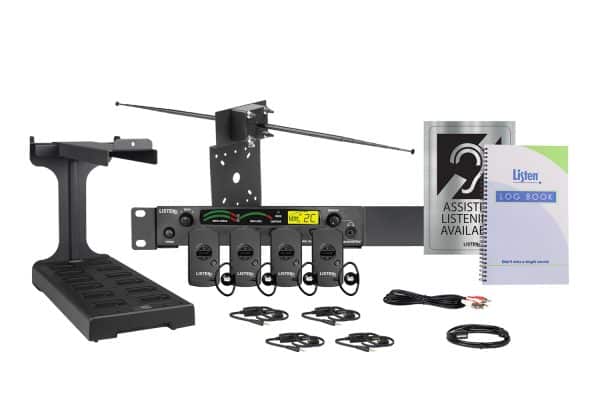 Image composite d'un système RF avec un émetteur RF, une station d'accueil, une antenne, quatre récepteurs, quatre écouteurs, quatre boucles Beck, un cordon de chargement, un journal de bord et une signalisation.