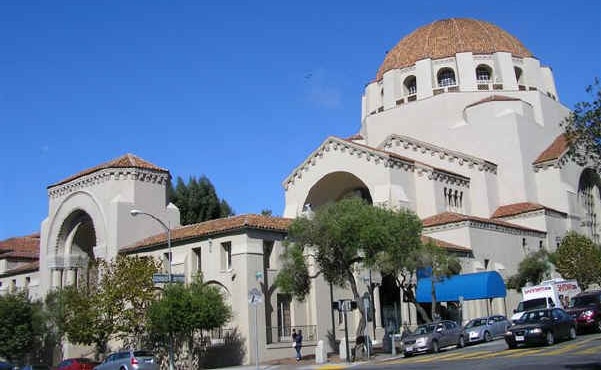 Outdoor view of a synagogue
