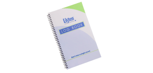 Cuaderno encuadernado en espiral con Listen y las palabras LOG BOOK en la portada