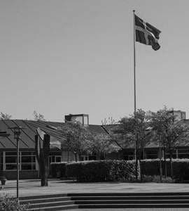 Vista frontale del collegio di Frijsenborg